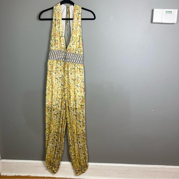 Free People jumpsuit XS Maria NWT REVOLVE soft yellow white breathable gauzy - Picture 3 of 10